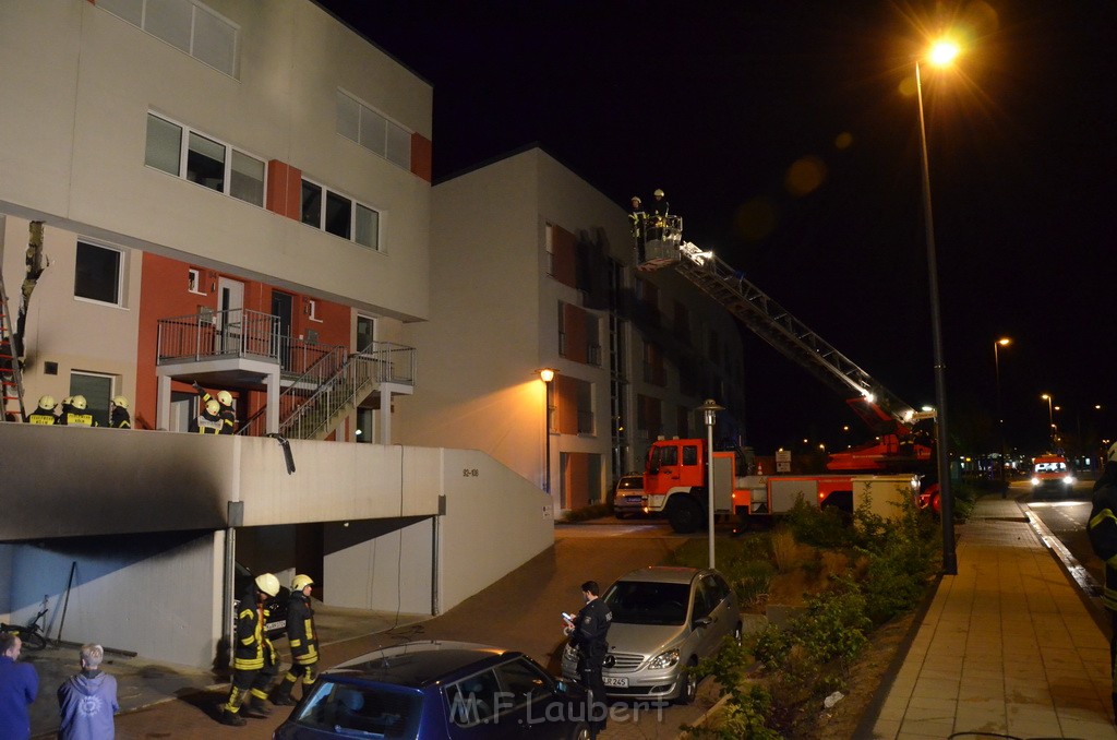 Feuer Koeln Porz Wahn Am Bahnhof P231.JPG - Miklos Laubert